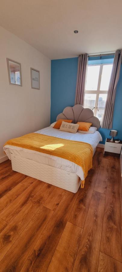Modern And Spacious Swansea Centre Apartment Kültér fotó